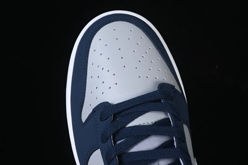 All categories Nk SB Dunk series Nk SB Dunk Low low-top sneakers Nike Dunk Low "Suede Georgetown" Georgetown low-top casual sneakers IB3079-400